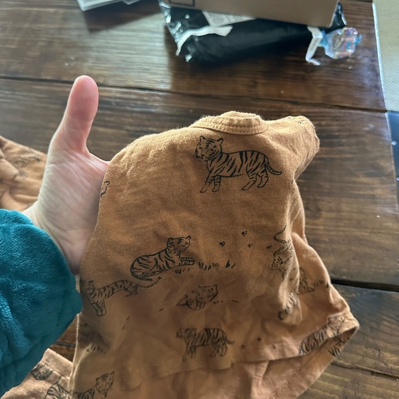 Rylee + Cru tiger Set tank and joggers 12-18 mos - Picture 5 of 5